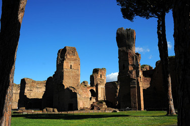 LE TERME DI CARACALLA a Roma visioni panoramiche o particolari. Fotografie di Giulio Azzarello &copy;2014.