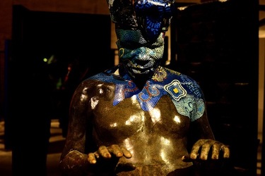 VENEZIA installazione nigeriana inizio Arsenale. Biennale Arch. Cont.. Fotografie di Giulio Azzarello &copy;2022.