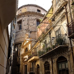 PALERMO. Fotografie di Giulio Azzarello ©2022. PALERMO. Fotografie di Giulio Azzarello ©2022.