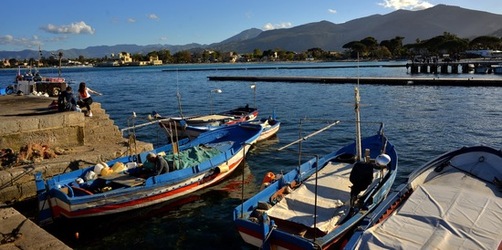 BARCHE da PESCA fotografie di Giulio Azzarello &copy;2019.