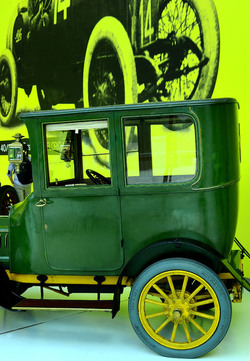 MUSEO ENZO FERRARI di Modena. Fotografie di Giulio Azzarello &copy;2016.