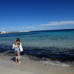 MONDELLO. Fotografie di Giulio Azzarello ©2024.
