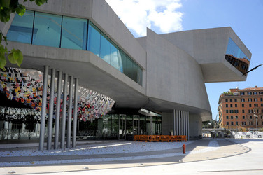 MUSEO MAXXI contemporaneo a Roma panoramiche e particolari. Fotografie di Giulio Azzarello ©2014. MUSEO MAXXI contemporaneo a Roma panoramiche e particolari. Fotografie di Giulio Azzarello ©2014.
