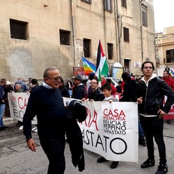 AFROCHE. Fotografie di Giulio Azzarello ©2024. AFROCHE. Fotografie di Giulio Azzarello ©2024.