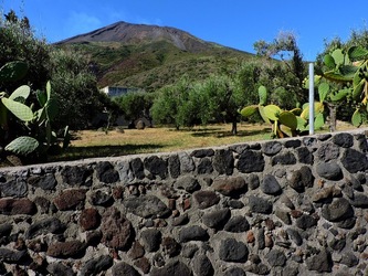 STROMBOLI fotografie di Giulio Azzarello ©2020. STROMBOLI fotografie di Giulio Azzarello ©2020.