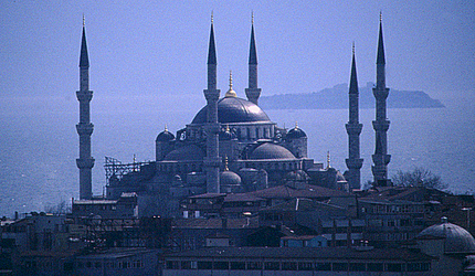 ISTAMBUL in Turchia panoramiche e particoalri. Fotografie di Giulio Azzarello &copy;2014.