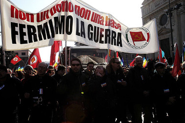 MANIFESTAZIONE per la PACE. Fotografie di Giulio Azzarello ©2014. MANIFESTAZIONE per la PACE. Fotografie di Giulio Azzarello ©2014.