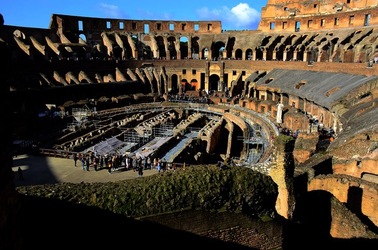 COLOSSEO Roma. Fotografie di Giulio Azzarello ©2020. COLOSSEO Roma. Fotografie di Giulio Azzarello ©2020.