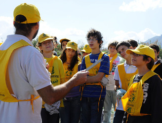 LA BONIFICA delle coste a Palermo una azione simbolica di Lega Ambiente Sicilia. Fotografie di Giulio Azzarello &copy;2014.