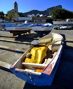BARCHE da PESCA fotografie di Giulio Azzarello &copy;2019.