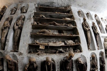 LE CATACOMBE dei cappuccini a Palermo in Sicilia. Fotografie di Giulio Azzarello &copy;2014.
