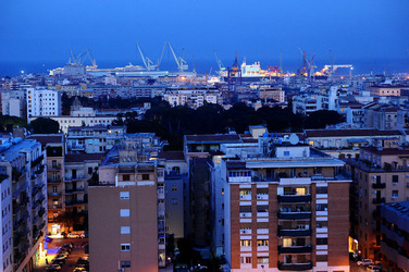 PALERMO metropoli. Fotografie di Giulio Azzarello ©2016. PALERMO metropoli. Fotografie di Giulio Azzarello ©2016.