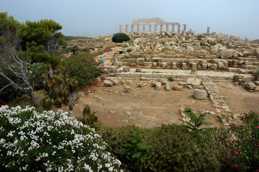 SELINUNTE il sito e parco archeologico. Fotografie di Giulio Azzarello &copy;2014.
