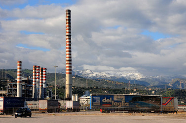 TERMINI IMERESE il suo paesaggio industriale e urbano. Fotografie di Giulio Azzarello ©2014. TERMINI IMERESE il suo paesaggio industriale e urbano. Fotografie di Giulio Azzarello ©2014.
