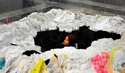 BIENNALE di VENEZIA 2017 i padiglioni internazionali. Fotografie di Giulio Azzarello &copy;2018.