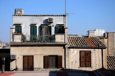 POLIZZI GENEROSA in Sicilia. Fotografie di Giulio Azzarello ©2014. POLIZZI GENEROSA in Sicilia. Fotografie di Giulio Azzarello ©2014.