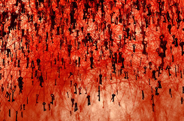BIENNALE di VENEZIA padiglione giapponese. Foto di Giulio Azzarello &copy;2015 2016. Opera di Chiharu Shiota The KEY in the HAND .
