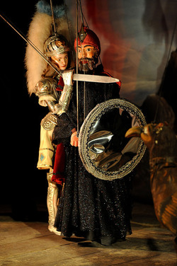 OPERA DEI PUPI di Mimmo Cuticchio in uno spettacolo natalizio a Palermo. Fotografie di Giulio Azzarello ©2014. OPERA DEI PUPI di Mimmo Cuticchio in uno spettacolo natalizio a Palermo. Fotografie di Giulio Azzarello ©2014.