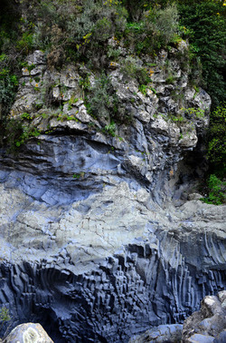 GOLE DELL ALCANTARA in Sicilia. Fotografie di Giulio Azzarello &copy;2016.