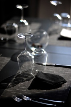 BICCHIERI fotografie di Giulio Azzarello &copy;2018.