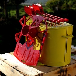 TOAST. Fotografie di Giulio Azzarello &copy;2025.