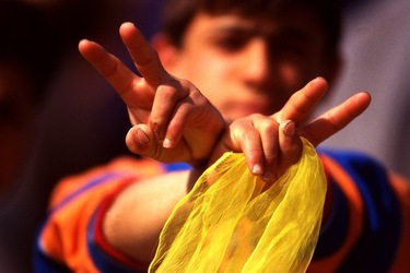 NEWROZ marzo 2001. Curdistan turco. Fotografie di Giulio Azzarello ©2001 2022. NEWROZ marzo 2001. Curdistan turco. Fotografie di Giulio Azzarello ©2001 2022.