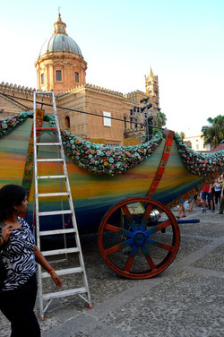 SANTA ROSALIA il festino della patrona di Palermo alcuni momenti. Fotografie di Giulio Azzarello ©2014. SANTA ROSALIA il festino della patrona di Palermo alcuni momenti. Fotografie di Giulio Azzarello ©2014.