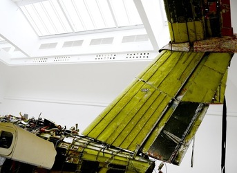 AEREO SMONTATO E ROVESCIATO Biennale di Venezia fotografie di Giulio Azzarello &copy;2020.