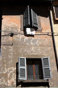 VITERBO e il suo centro storico. Fotografie di Giulio Azzarello &copy;2014.
