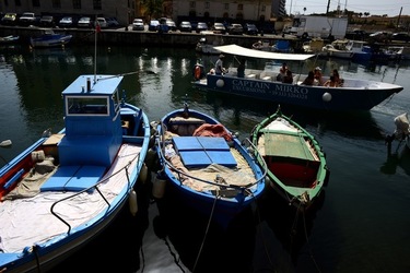 BARCHE da PESCA fotografie di Giulio Azzarello &copy;2019.