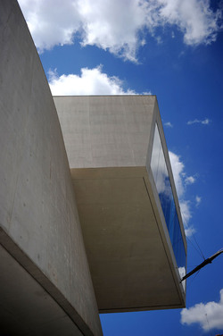 MUSEO MAXXI contemporaneo a Roma panoramiche e particolari. Fotografie di Giulio Azzarello ©2014. MUSEO MAXXI contemporaneo a Roma panoramiche e particolari. Fotografie di Giulio Azzarello ©2014.