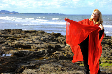 SARA FAVARO attrice e scrittrice italiana. Fotografie di Giulio Azzarello &copy;2015 2016.