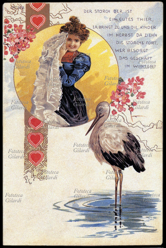 BAMBINI Cartolina postale augurale per una nuova nascita. La mamma accoglie sorridente la cicogna. Germania 1900 circa