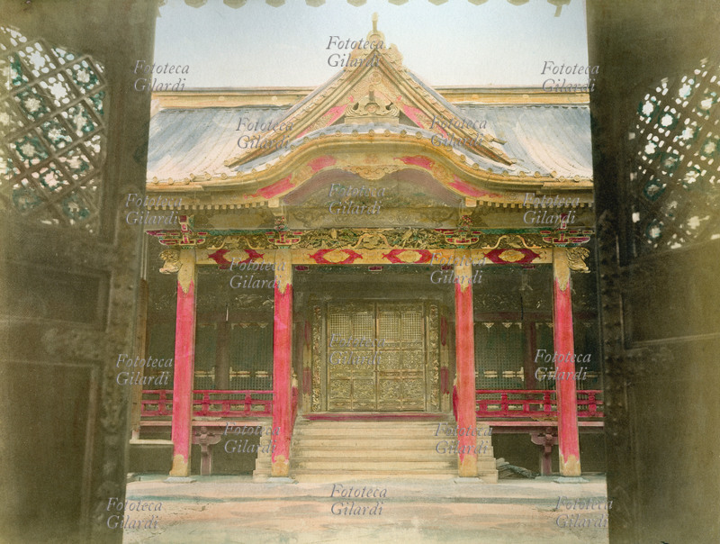 TOKYO palazzo del periodo Meiji (1868-1912) a Chiba, centro conurbato a Tokyo, sito di uno dei tre scali portuali della città. Fotografia colorata a mano, Giappone 1890 ca.