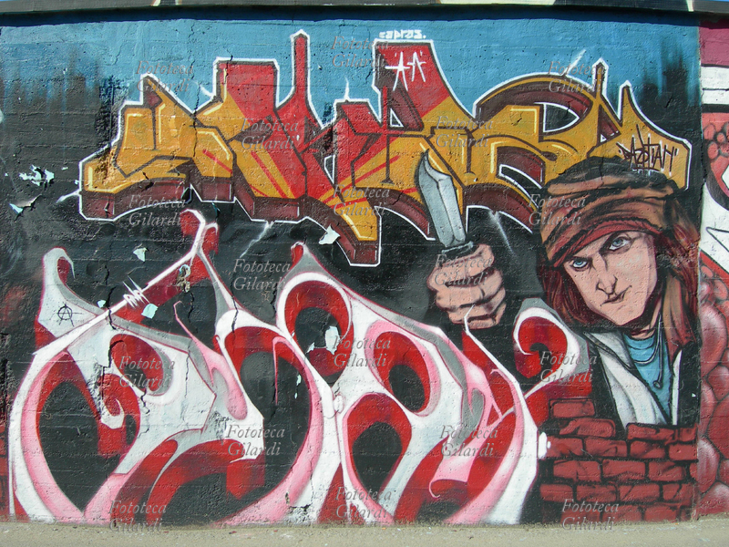 GRAFFITI METROPOLITANI Street Art firmato Mazotian; zona Bovisa Milano fotografia di Elena Piccini, 2007