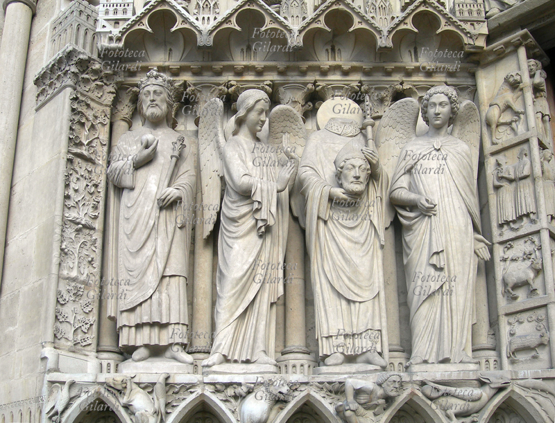 SAINT DENIS Il primo vescovo di Parigi, San Dionigi fu inviato dall\