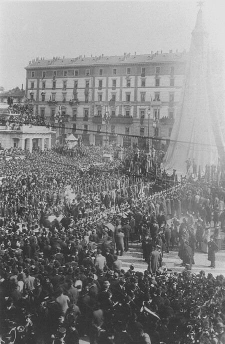 AI CADUTI DELLE CINQUE GIORNATE