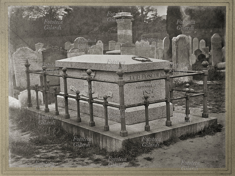 Ugo FOSCOLO (1778-1827) il sepolcro del poeta nel cimitero di Chiswick: \
