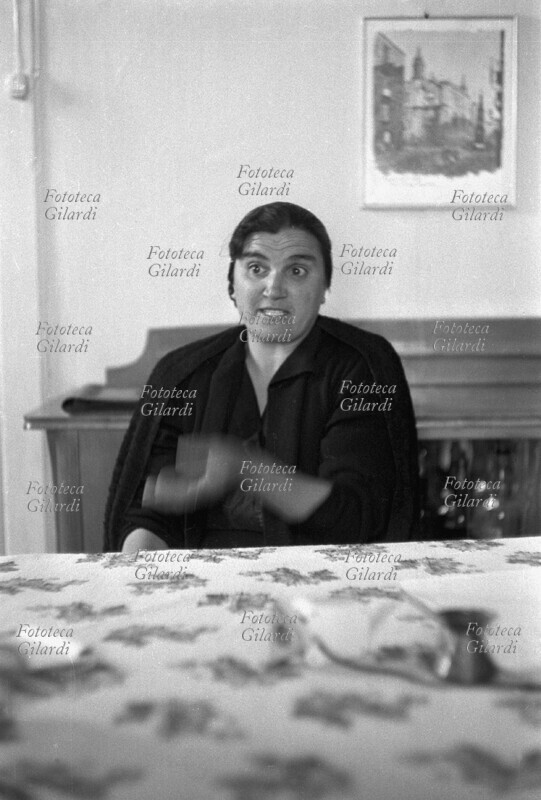 ALBANO DI LUCANIA Il racconto espressivo di una donna \