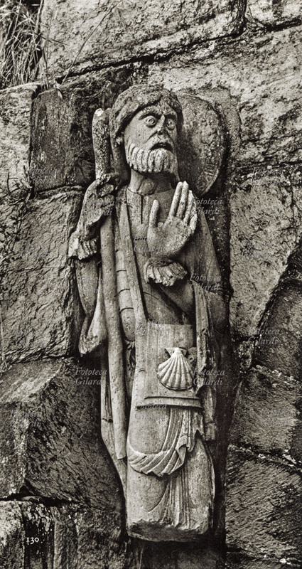 SAN GIACOMO MAGGIORE pellegrino. Rilievo in pietra del portale meridionale del Monastero di Santa Marta de Tera, Zamora (Spagna)