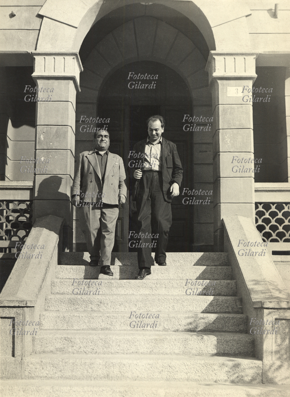 Ando GILARDI con il sindaco di Fornovo di Taro in Emilia Romagna, durante un\