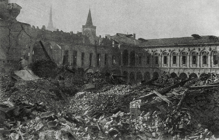MILANO 1943 BOMBARDAMENTO OSPEDALE MAGGIORE MILANO 1943 BOMBARDAMENTO OSPEDALE MAGGIORE