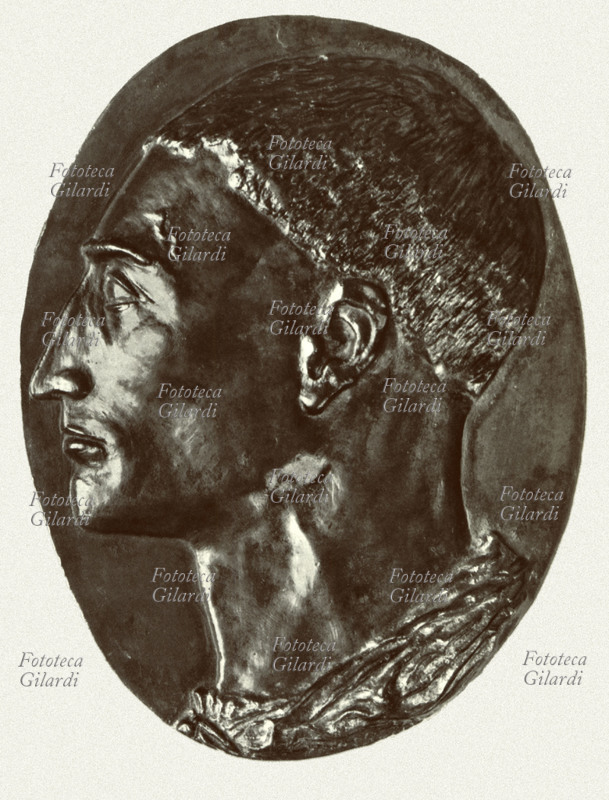 Leon Battista ALBERTI (1406-1472) architetto. Autoritratto, bassorilievo, XV secolo.