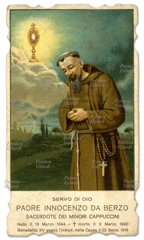 FATHER INNOCENZO FROM BERZO to sec. the Scalvinoni (Niardo, Brescia 1844-Bergamo 1890) secular priest from 1867, was before cured to Cevo and then to Berzo, Indians vicerettore of the seminary of Brescia. In the 1878 entò in the Order Cappuccino and popular exemplary effective of austerity was predicatore and continues union with God. Beatified in 1961. Cromolitografia of 1925