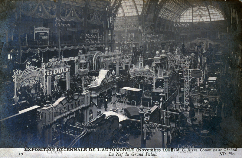 EXHIBITIONS Exposition de l\