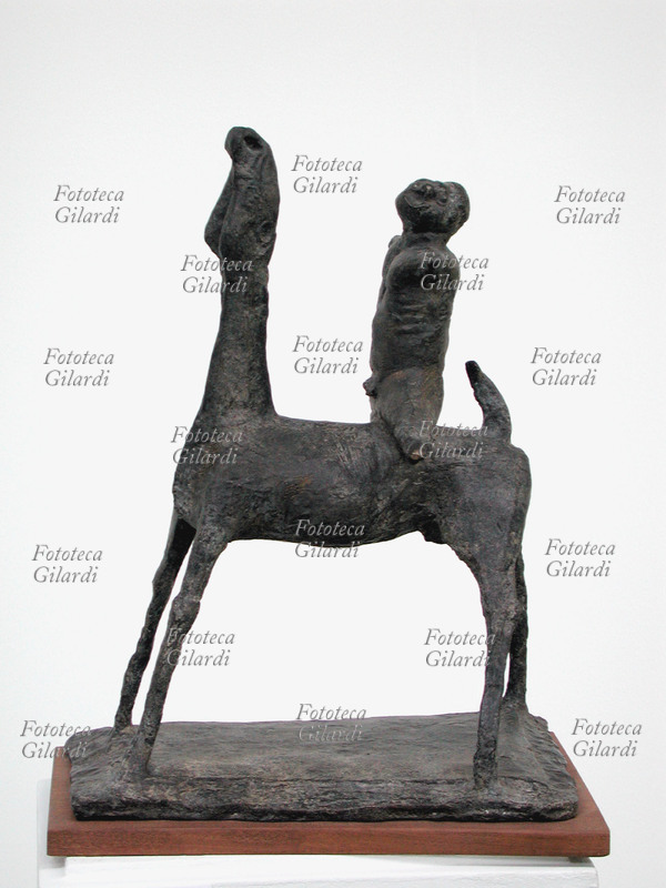 Marino MARINI (1901-1980) Cavaliere. (1951). Insieme ripreso all\