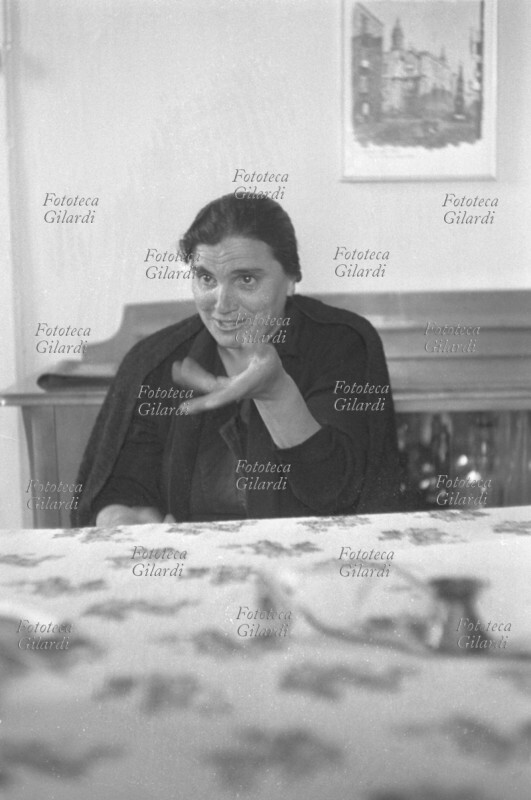 ALBANO DI LUCANIA Il racconto espressivo di una donna \