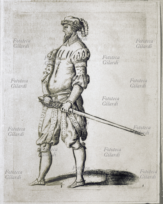 SCHERMA Una delle posizioni fondamentali nella scherma con lo spadone. Incisione calcografia da trattato di scherma XVII secolo.