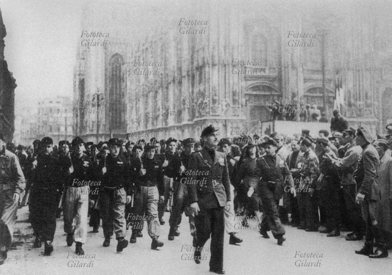 ITALIAN SOCIAL REPUBLIC The Black Brigade Aldo Resega parade in Piazza Duomo in Milan for the commemoration of October 28, 1944