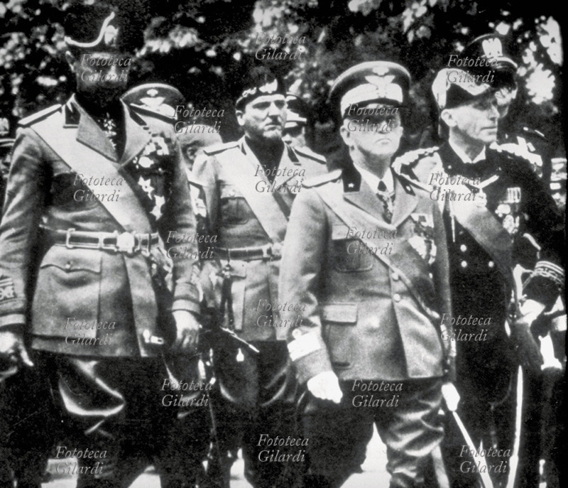 VITTORIO EMANUELE III inaugura l\